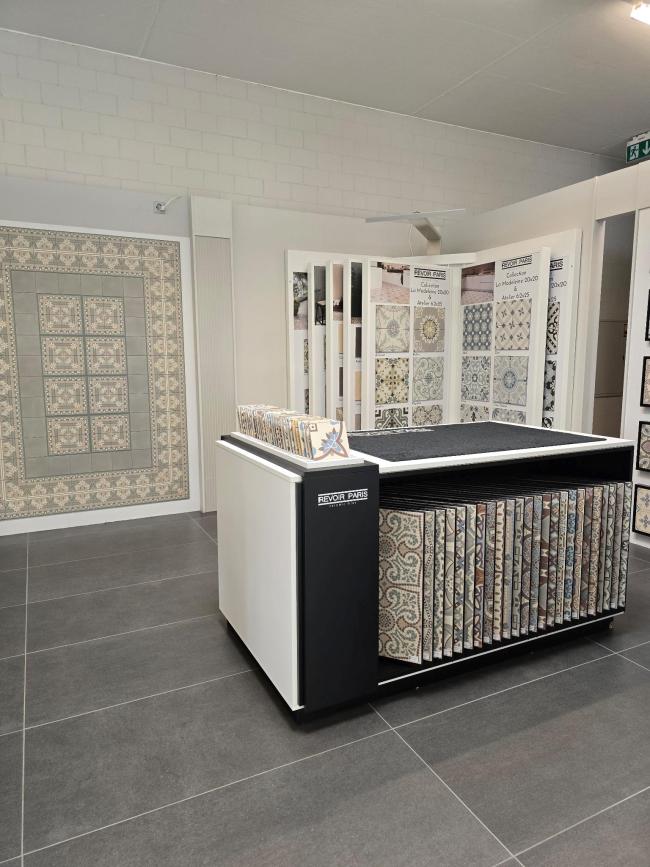 KAISER PLÄTTLI - SEVELEN - SCHWEIZ 